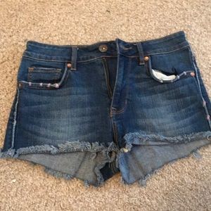 High waisted bullhead jean shorts